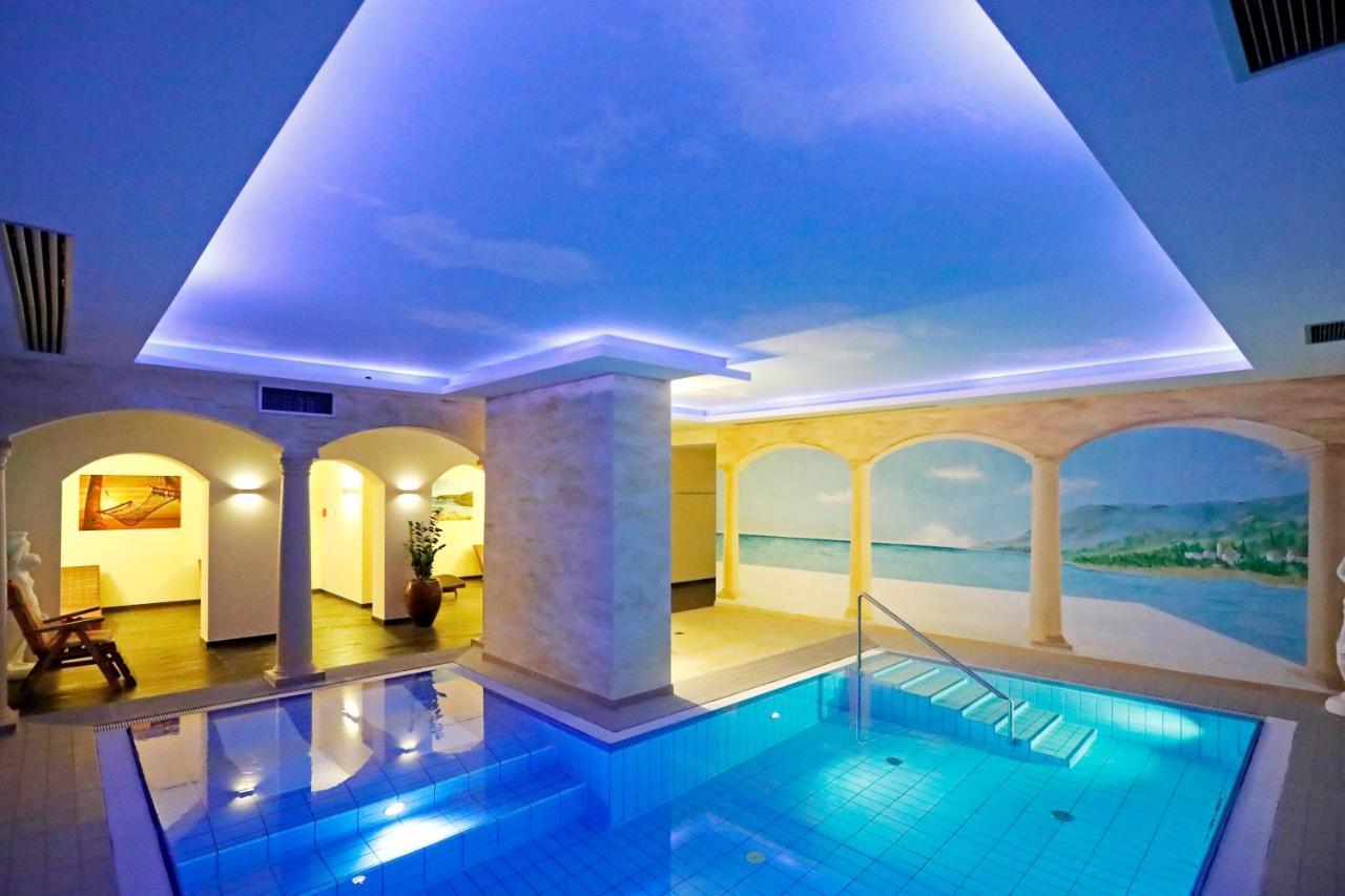 Kurpark-Hotel Бад-Дюркхайм Экстерьер фото