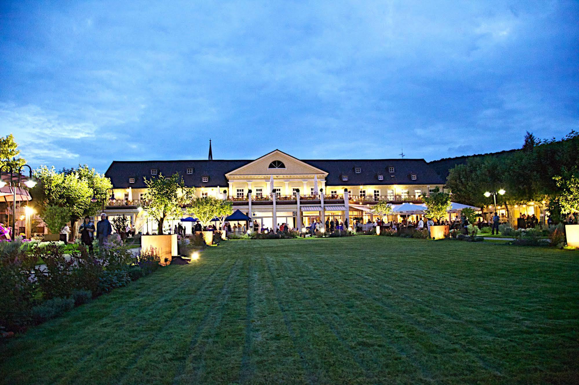 Kurpark-Hotel Бад-Дюркхайм Экстерьер фото